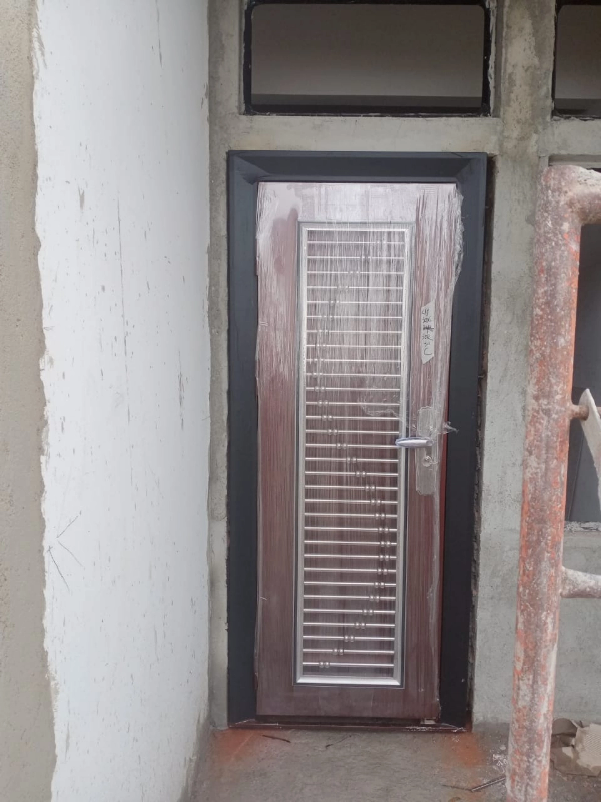 Cara Memilih Pintu Keselamatan yang Sesuai untuk Rumah Anda